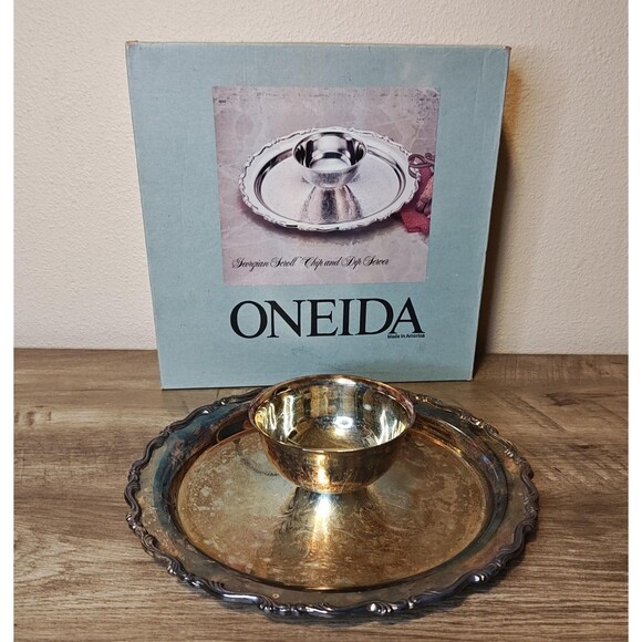 Oneida Georgian Scroll Chip and Dip Server 12.5in Silverplate Tray Made USA - Picture 4 of 16